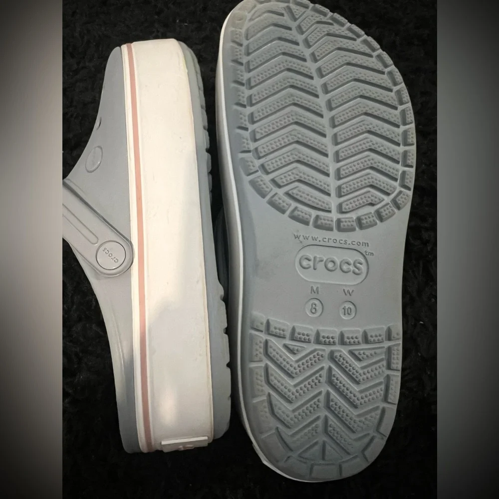 Platform Crocs - Picture 3 of 3